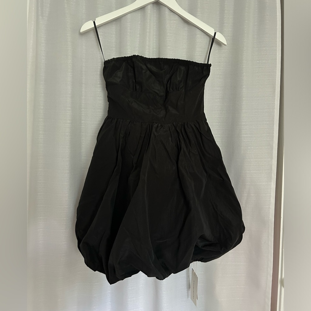 Strapless black mini bubble dress